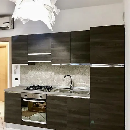 Interno 5 Сидерно-Марина